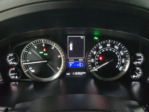 Used 2018 Lexus LX 570 4WD image 19