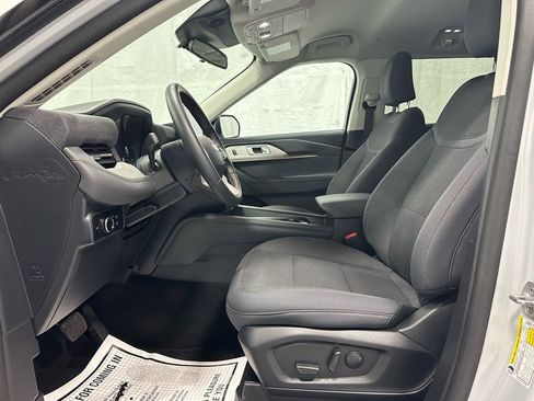 Used 2025 Ford Explorer Active image 14