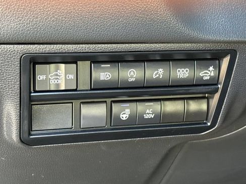 Used 2024 Toyota Tundra Limited AWD/4WD image 24