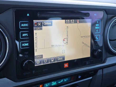 Used 2018 Toyota Tacoma TRD Off-Road image 43