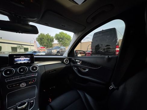 Used 2017 Mercedes-Benz C 300 Sedan image 33