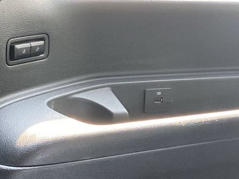 Used 2018 Lincoln Navigator Select w/ Technology Package RWD image 24