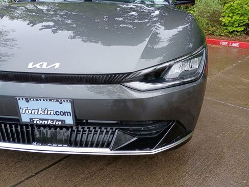 Used 2023 Kia EV6 Wind w/ Wind Technology Package AWD/4WD image 9