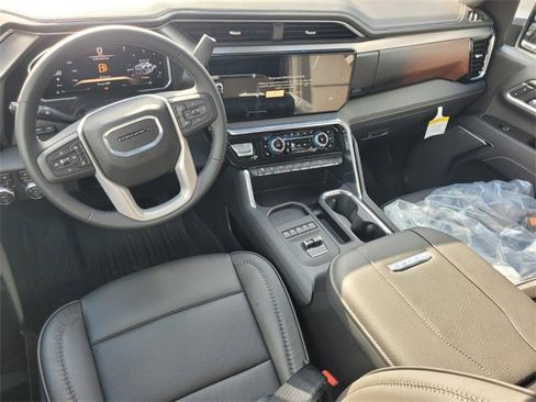 New 2026 GMC Sierra 2500 Denali w/ Denali Reserve Package image 10