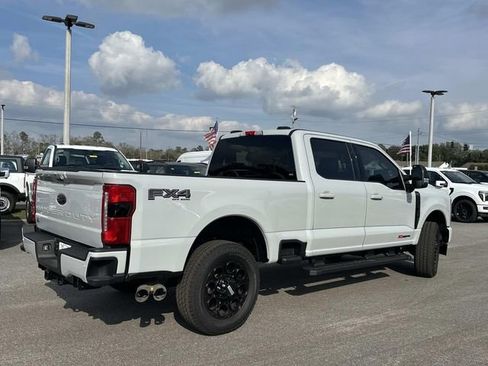 New 2026 Ford F250 Lariat w/ Black Appearance Package image 7