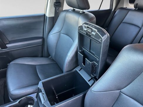 Used 2020 Toyota 4Runner TRD Off-Road Premium w/ Moonroof Package AWD/4WD image 15