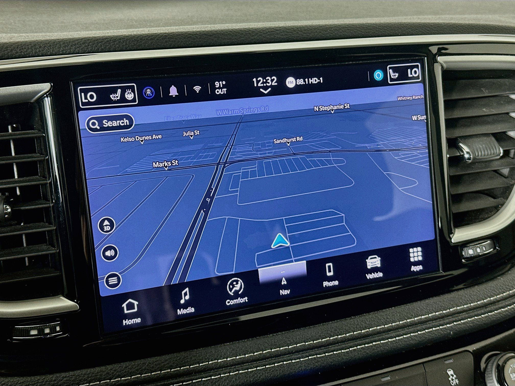 Used 2024 Chrysler Pacifica Limited FWD image 22