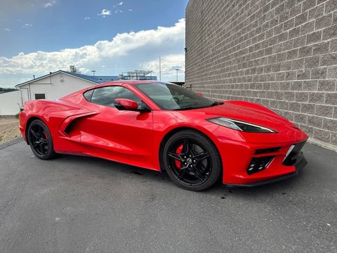Used 2020 Chevrolet Corvette Stingray Preferred Cpe w/ 2LT RWD image 1