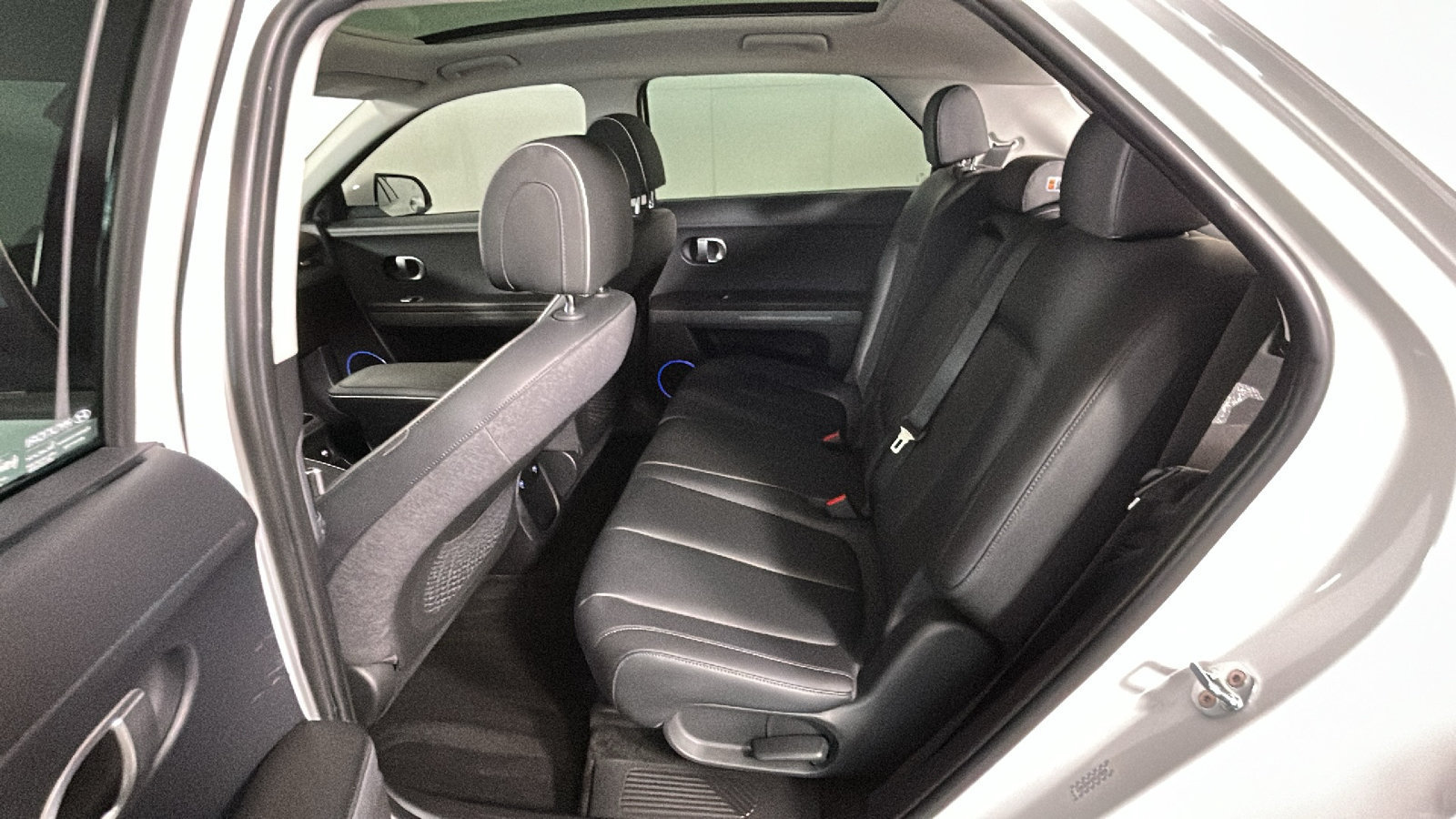 Used 2023 Hyundai Ioniq 5 Limited w/ Cargo Package AWD/4WD image 34