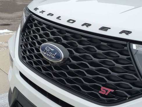 Certified 2023 Ford Explorer ST w/ Equipment Group 401A image 12