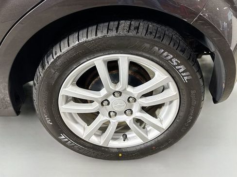 Used 2016 Chevrolet Sonic LT w/ Wheels and Fog Lamp Package FWD image 31
