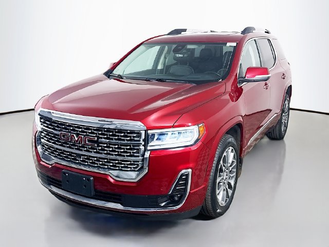 Used 2021 GMC Acadia Denali w/ Denali Ultimate Package AWD/4WD image 4