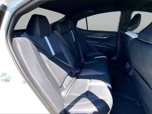 Used 2026 Toyota Camry SE FWD image 19