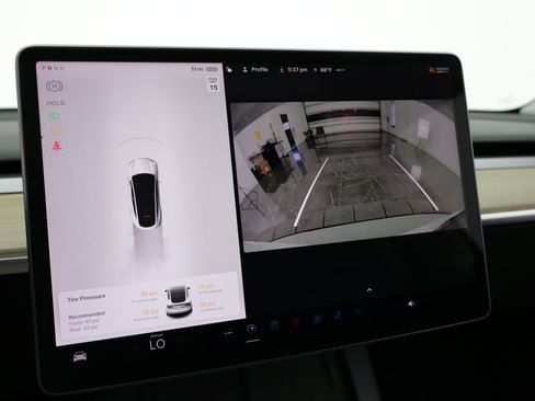Used 2022 Tesla Model Y Long Range AWD/4WD image 23