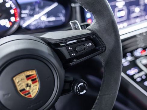 Used 2023 Porsche Panamera GTS image 37