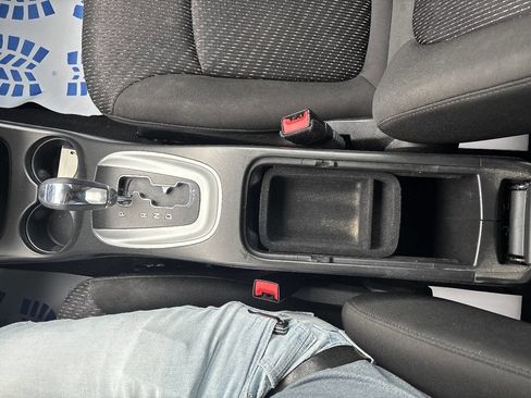 Used 2019 Dodge Journey SE w/ Connectivity Group image 30