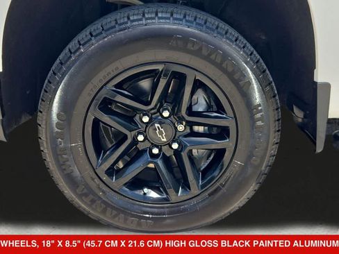 Used 2022 Chevrolet Silverado 1500 Custom Trail Boss AWD/4WD image 12