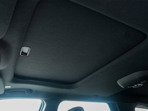 Used 2024 Dodge Durango GT image 22