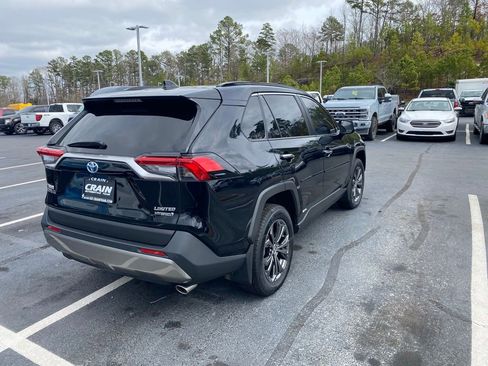 Used 2024 Toyota RAV4 Limited image 7