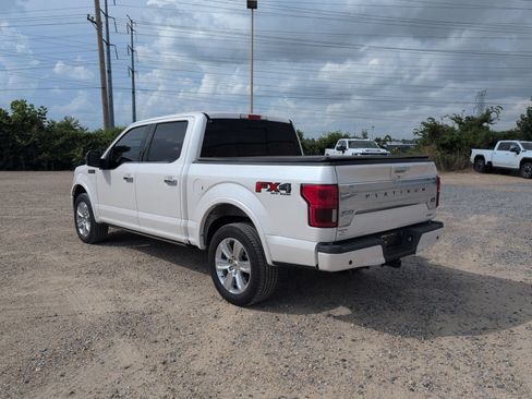 Used 2018 Ford F150 Platinum w/ Equipment Group 701A Luxury AWD/4WD image 3