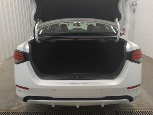 Used 2021 Nissan Sentra SV FWD image 29
