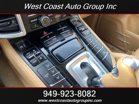 Used 2013 Porsche Cayenne image 18