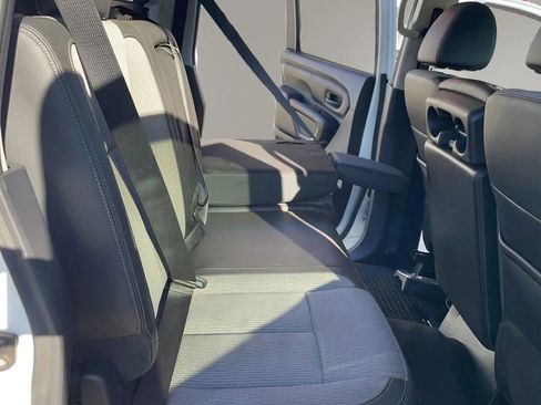 Used 2019 Nissan Titan S w/ S Utility Package AWD/4WD image 18