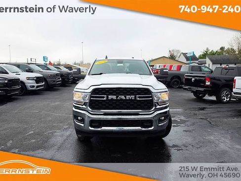 Used 2024 RAM 3500 Big Horn AWD/4WD image 2