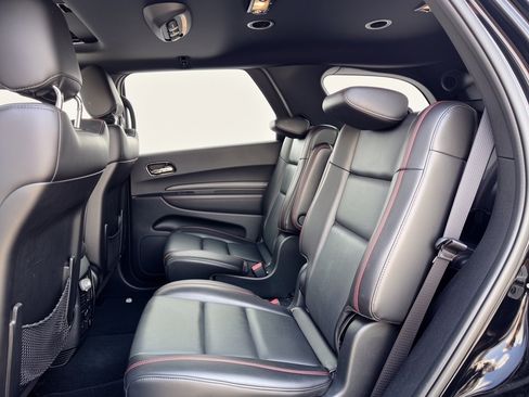 Used 2023 Dodge Durango GT RWD image 25