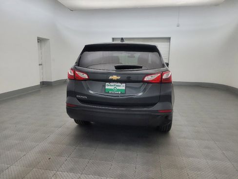 Used 2021 Chevrolet Equinox LS w/ LS Convenience Package image 7