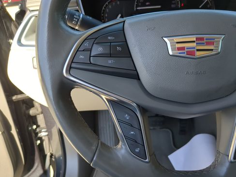 Used 2019 Cadillac XT5 Luxury image 30
