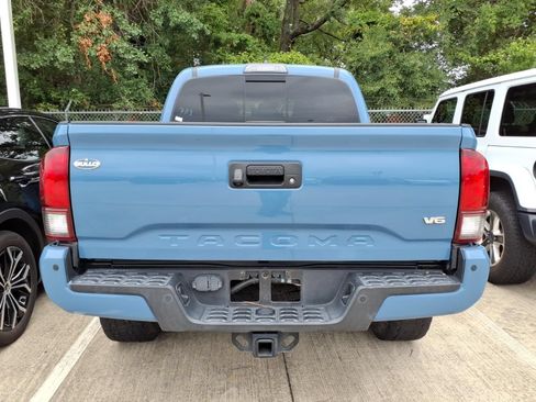 Used 2019 Toyota Tacoma TRD Sport w/ Technology Package RWD image 7
