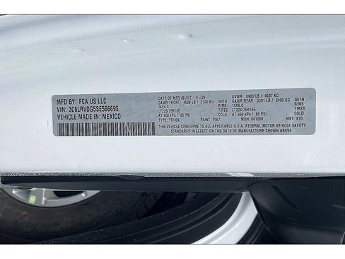 New 2025 RAM ProMaster 2500 w/ Quick Order Package 22G SLT image 13