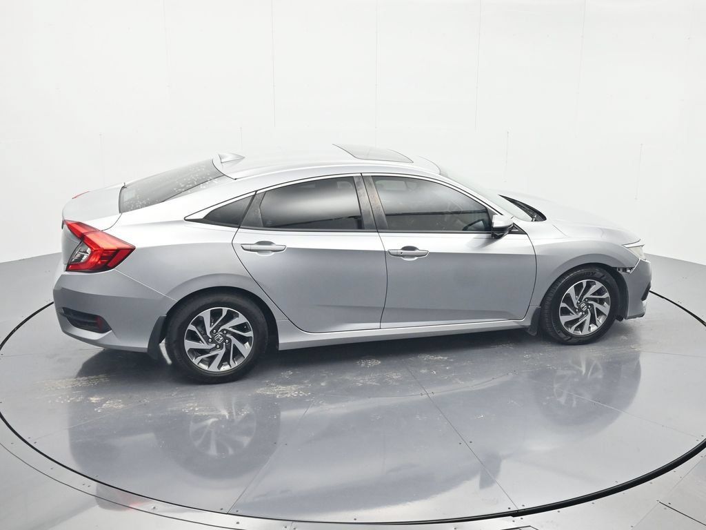 Used 2018 Honda Civic EX image 32