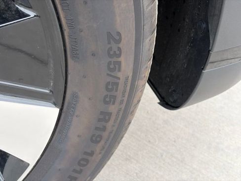 Used 2025 Hyundai Ioniq 5 SEL image 9