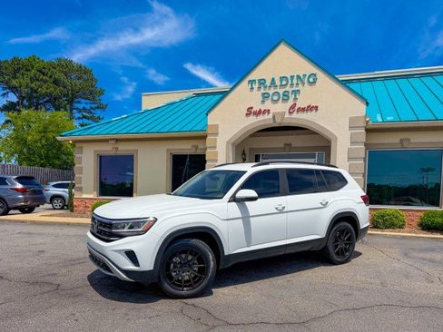 Used 2022 Volkswagen Atlas SE FWD image 3