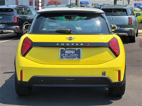 Used 2025 MINI Cooper S image 6