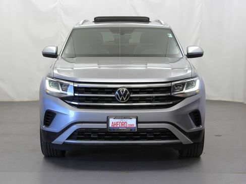 Used 2023 Volkswagen Atlas Cross Sport SE w/ Panoramic Sunroof Package AWD/4WD image 3