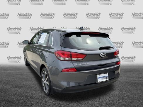 Used 2019 Hyundai Elantra GT FWD image 8