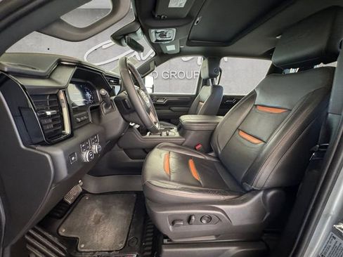 Used 2024 GMC Sierra 2500 AT4 w/ AT4 Premium Plus Package AWD/4WD image 19