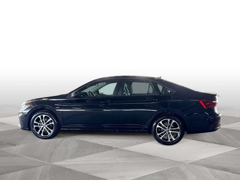 Used 2025 Volkswagen Jetta Sport FWD image 5