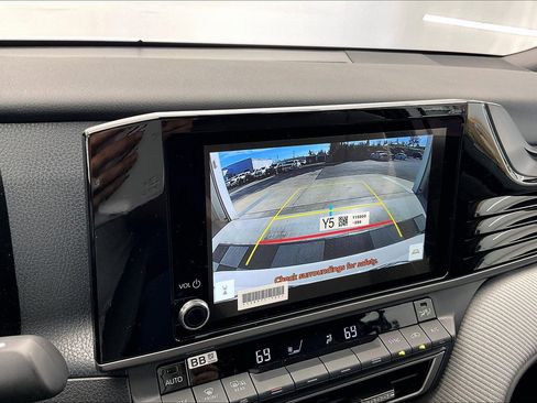 New 2026 Toyota Camry SE image 12