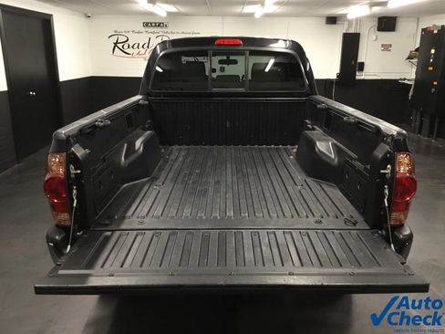 Used 2005 Toyota Tacoma 4x4 Double Cab image 11