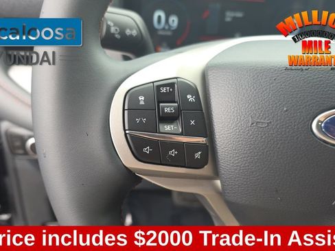 Used 2026 Ford Explorer Active RWD image 17