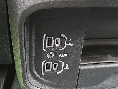 New 2026 RAM 2500 Tradesman AWD/4WD image 17