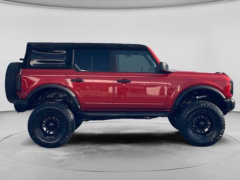 Used 2024 Ford Bronco Black Diamond AWD/4WD image 8