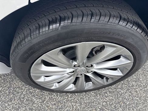 Used 2024 Buick Envista Avenir FWD image 11