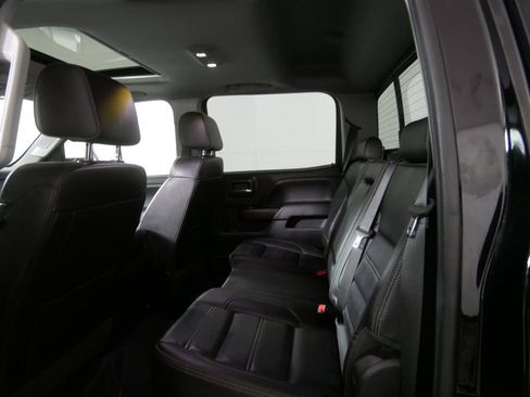 Used 2019 GMC Sierra 2500 Denali w/ Duramax Plus Package image 19