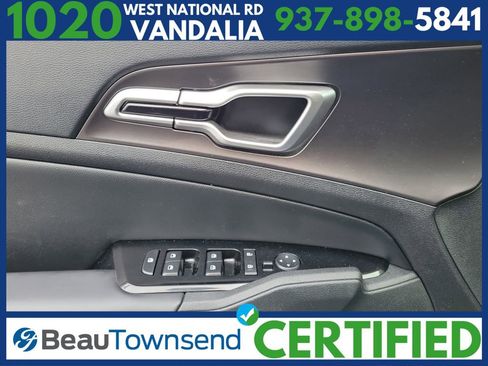 Used 2023 Kia Sportage EX image 18