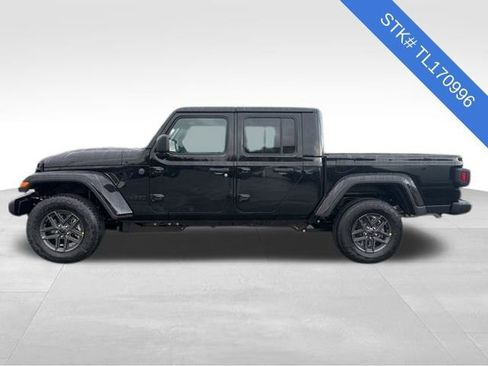 New 2026 Jeep Gladiator Sport image 3